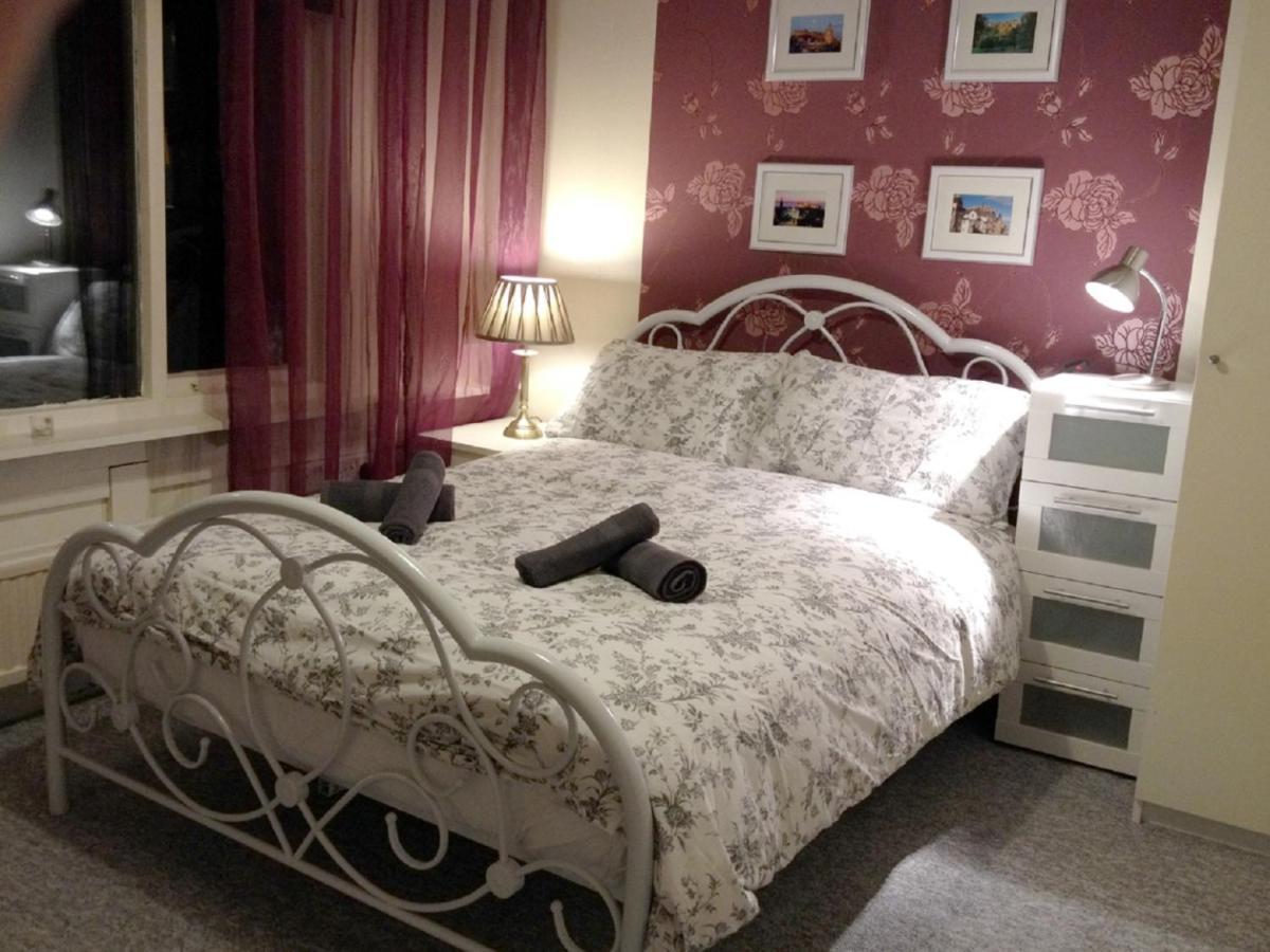 F1- Very Nice City Centre Apartment Edinburgh Buitenkant foto