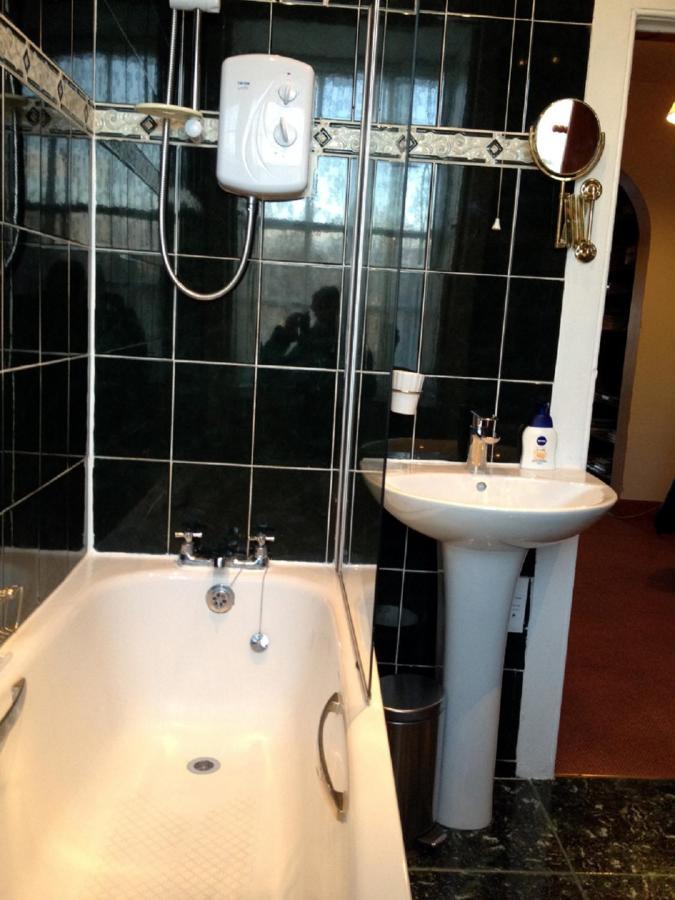 F1- Very Nice City Centre Apartment Edinburgh Buitenkant foto
